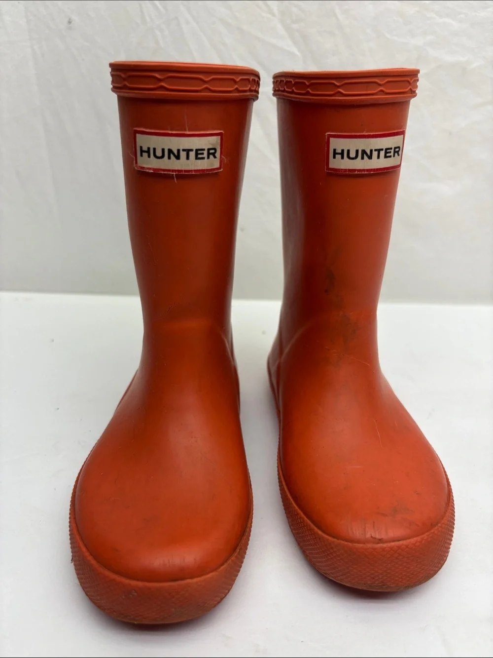 Hunter Orange Rubber Rain Boots, SZ 10 for toddler girl, 2(BA)